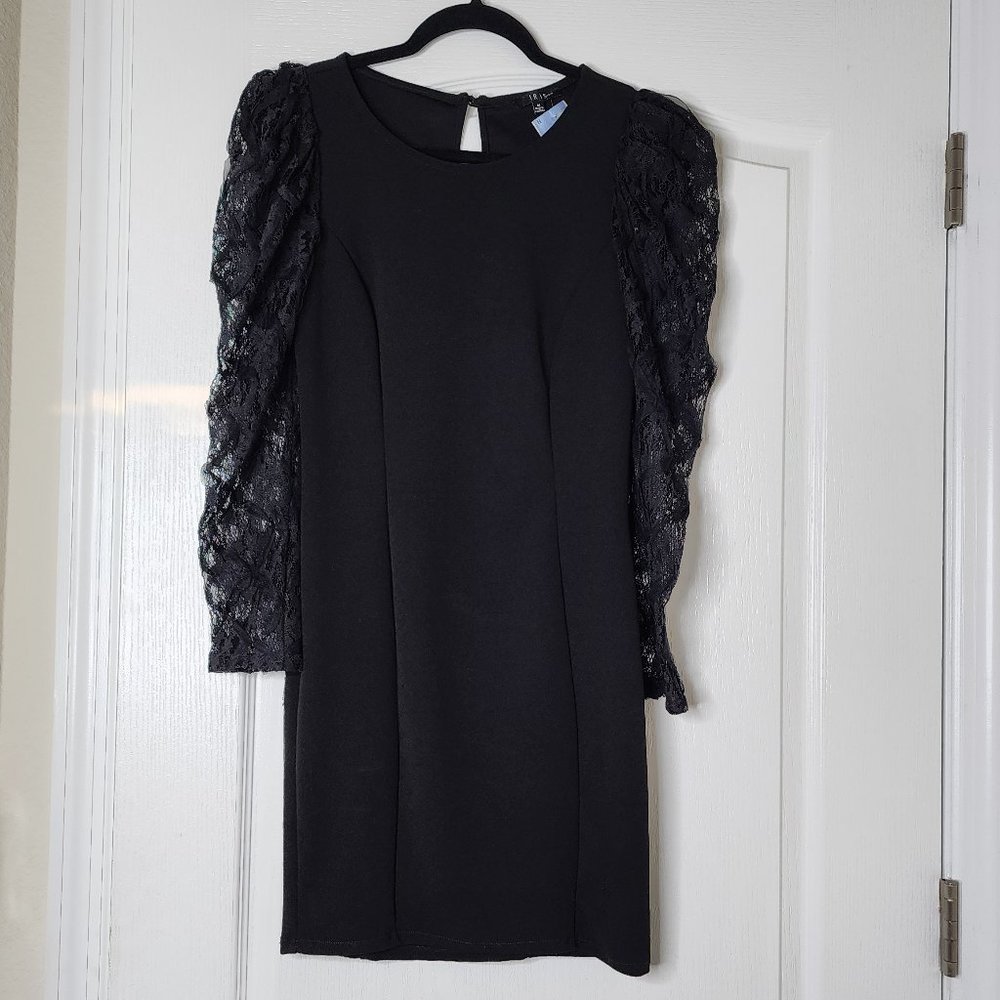 Sheath lace poofy sleeves dress